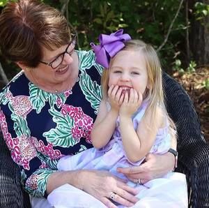 Meet your Posher, Sharon